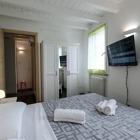 Dimora A - Lago Di Garda Apartment